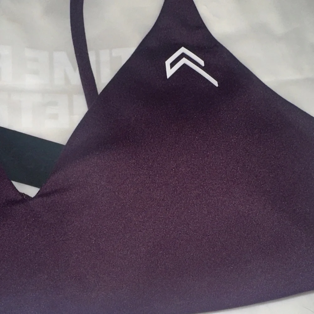 NWT- Oner Active Deep Purple Sports Bra - Picture 3 of 8